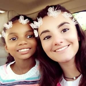 Meet your Posher, Alexis